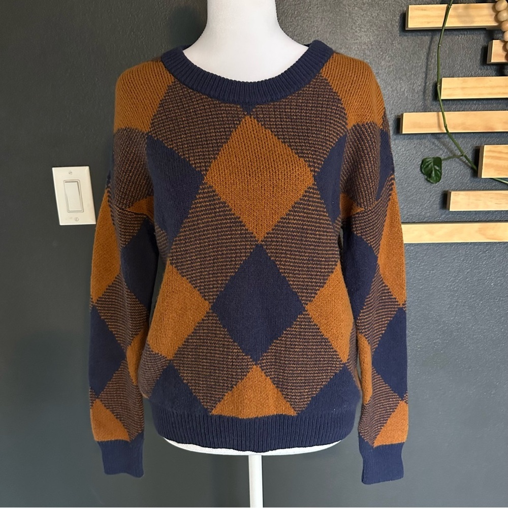 Madewell Mullen Plaid Pull Over in Rust and Navy Blue - Picture 3 of 7